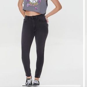 Forever 21 mid rise skinny jeans sz 30